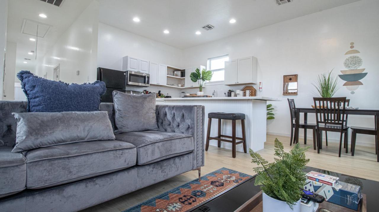 Downtown Vibrant Gray Loft 2318 Apartment New Orleans Exterior photo